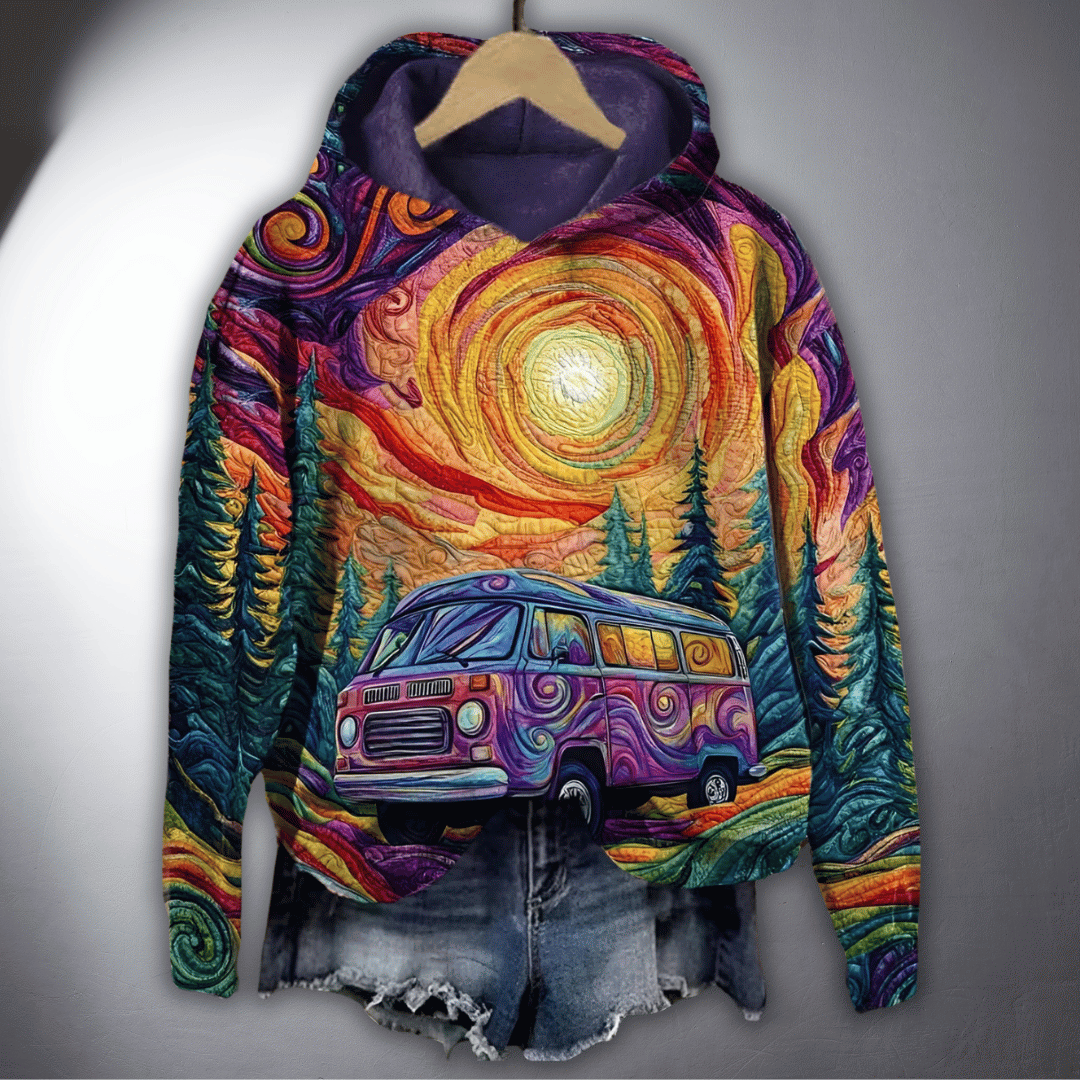 Wanda | Handgefertigter kuscheliger Hoodie für Retro-Roadtrips