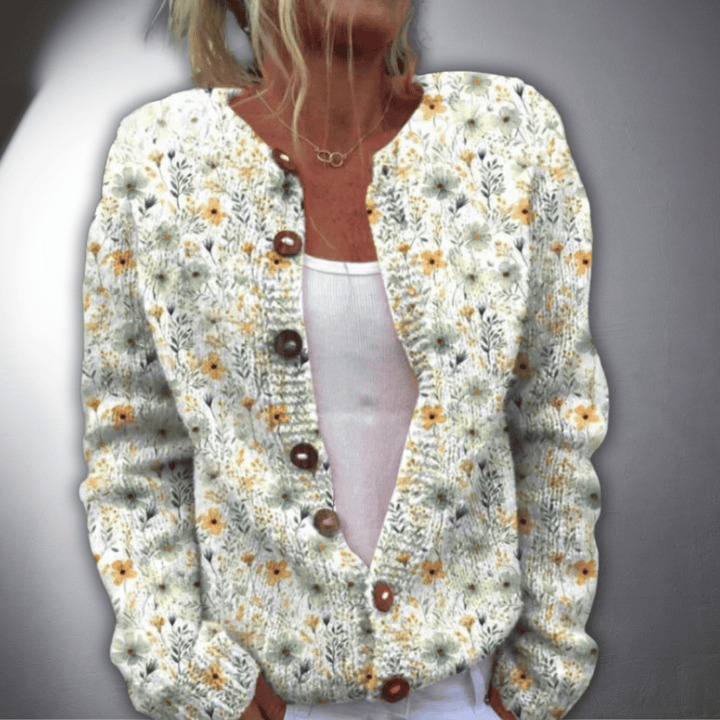 Silke | Handgefertigter Cardigan mit edlem Blumendesign