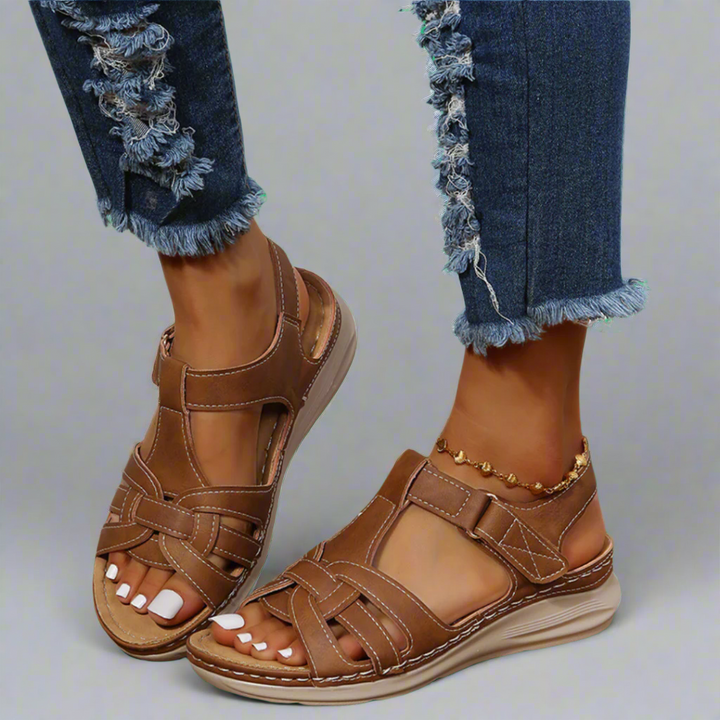 Queniva | Handgefertigte orthopädische Komfort-Sandalen aus Vintage-Leder